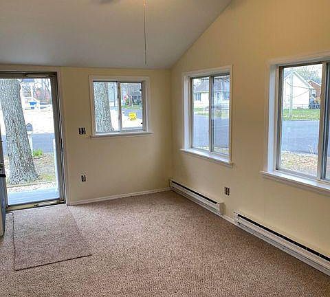 5th image of 301 Buermann Ave