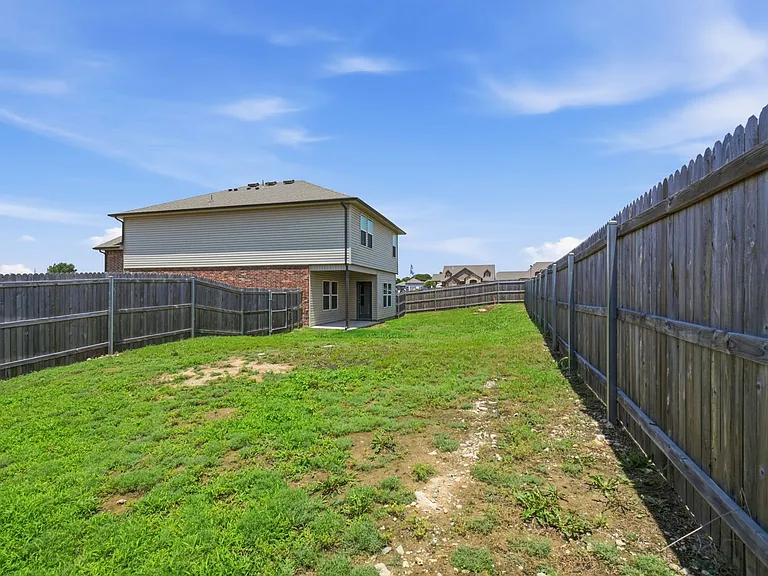 3117 Stonewall Dr — Photo 20