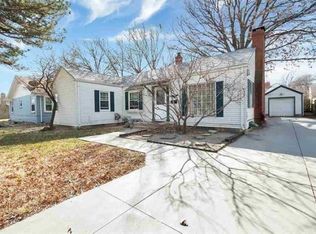 207 N Edgemoor St, Wichita, KS 67208