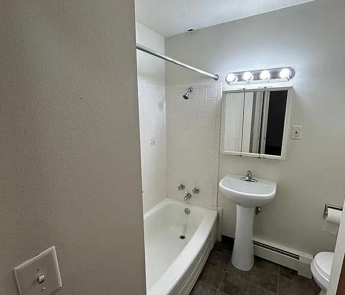 3807 University Ave #2 — Photo 2