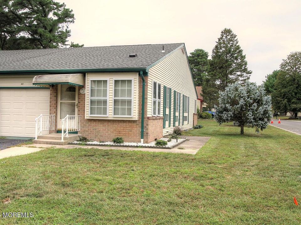 1st image of 4-B Ivy Street