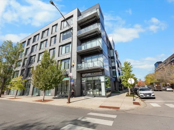 6 N Bishop St #206, Chicago, IL 60607