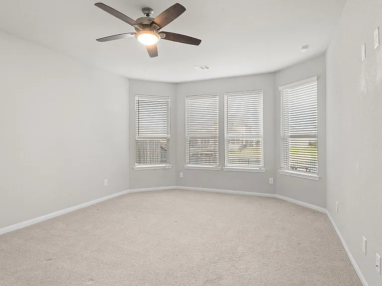 29650 Kynndal Shore Dr — Photo 11
