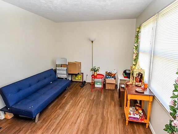 5th image of 3429 & 3431 S Kennedy Dr