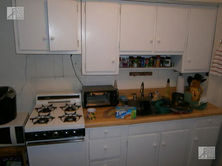 2002 Commonwealth Ave #17 — Photo 5