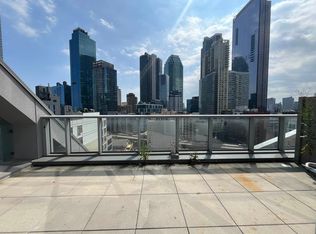 42-20 27th St #812, Long Island City, NY 11101