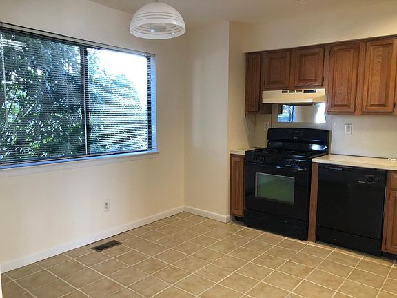 5th image of 56B Orchard Beach Blvd
