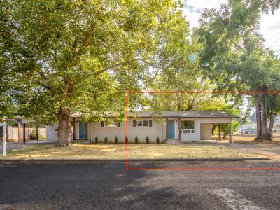221 N 3rd St, Lebanon, OR, 97355