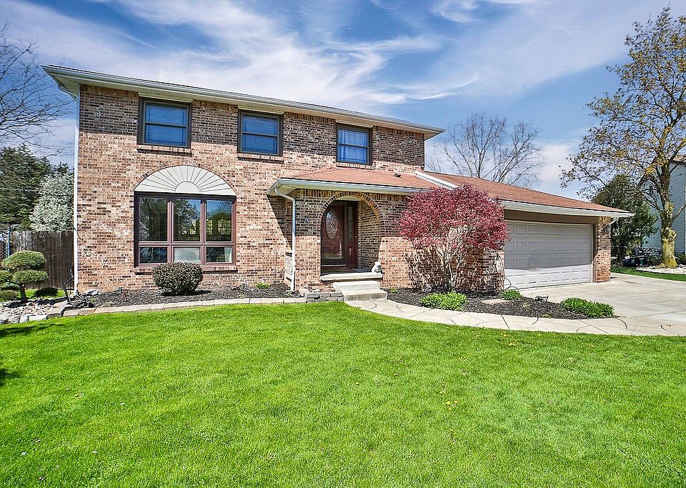 1st image of 80 Forestview Ct