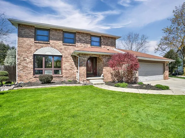 80 Forestview Ct, Williamsville, NY 14221