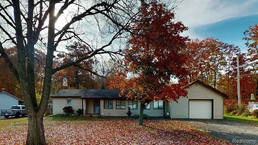 1436 Hartwig Dr photo 1