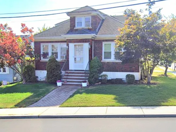 596 Moonachie Ave, Wood Ridge, NJ 07075