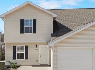 1381 Port Ln, Osage Beach, MO 65065