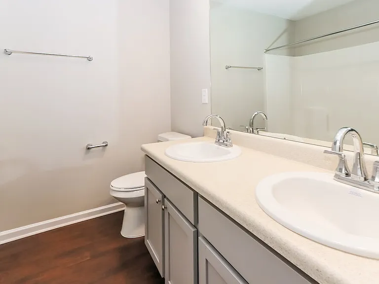 1544 Denver Way — Photo 10