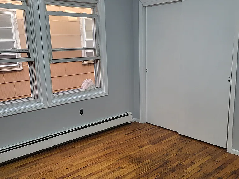 103 Beacon Ave — Photo 6
