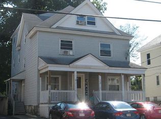28 Bellevue St #C, Lowell, MA 01851