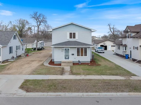 105 9th St W, Canby, MN 56220
