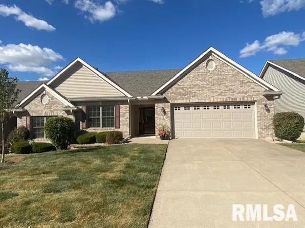 1704 Stone Gate Cir, Davenport, IA 52807