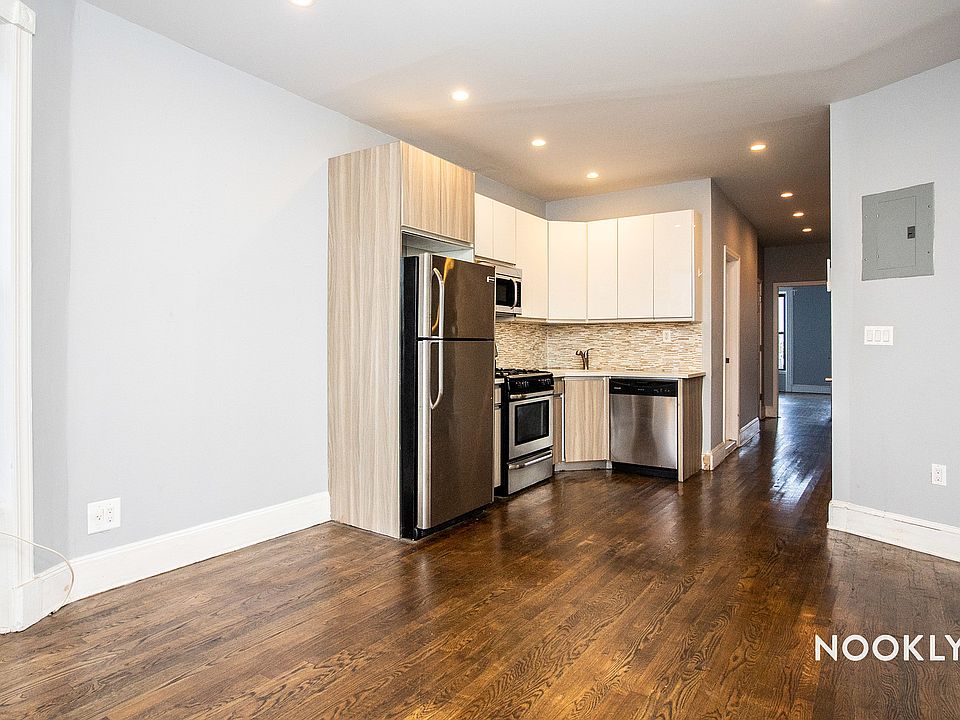 1st image of 125 Putnam Ave APT 2L