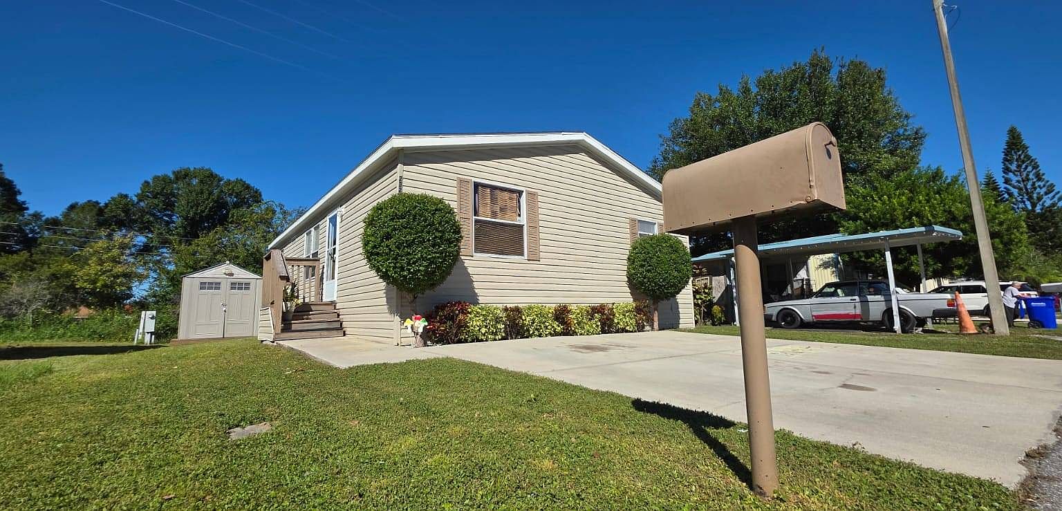 2324 Cobbler Pl #111