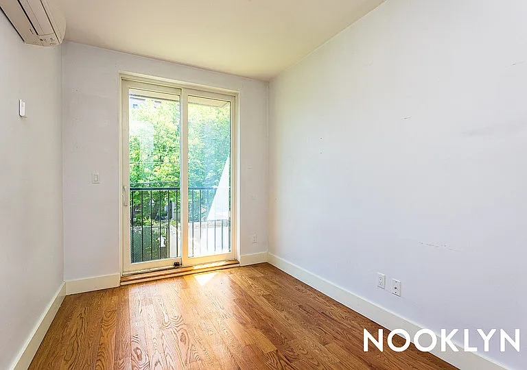 868 Lafayette Ave #2B — Photo 8