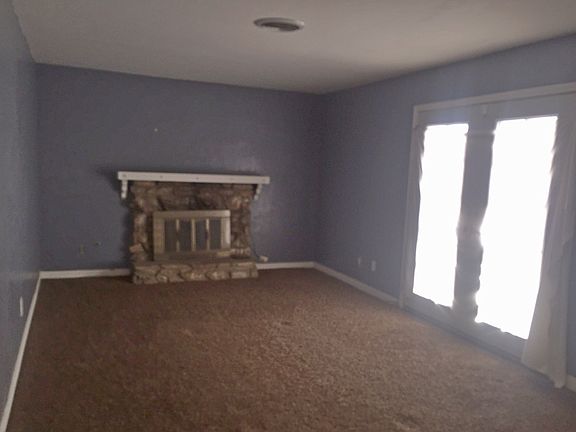 Additional Living Room