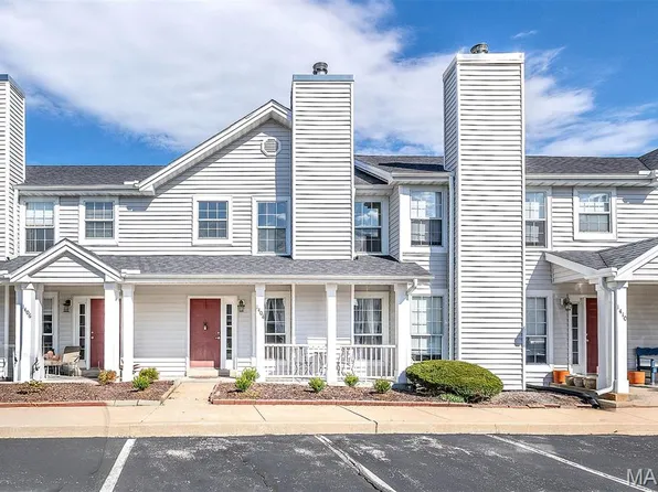 1408 Whispering Creek Dr, Ballwin, MO 63021