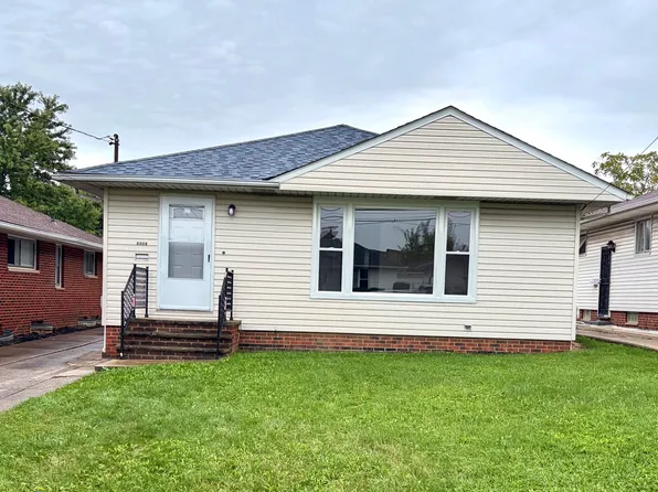 5361 E 129th St, Garfield Heights, OH 44125