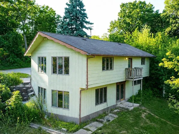 N1492 Clover ROAD, Lake Geneva, WI 53147