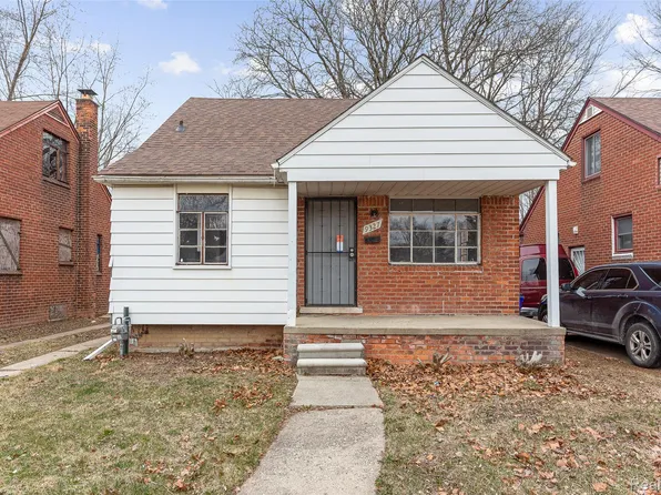 9327 Stout St, Detroit, MI 48228