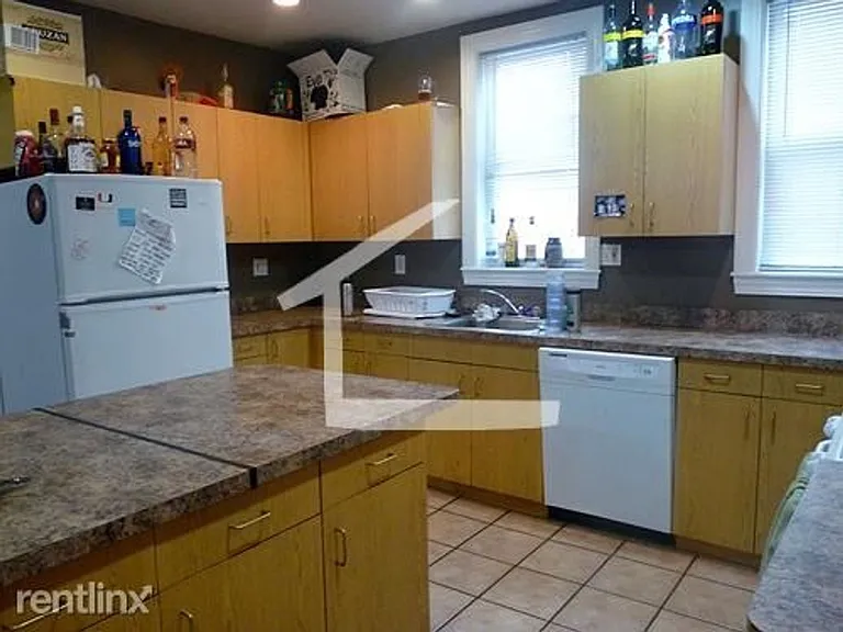 26 Farrington Ave #3 — Photo 7