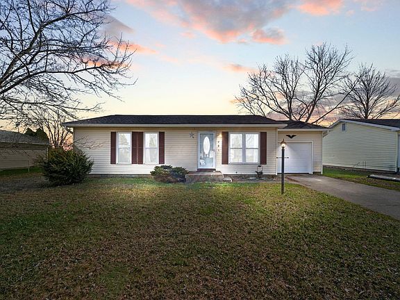 2nd image of 281 Woodsview Dr