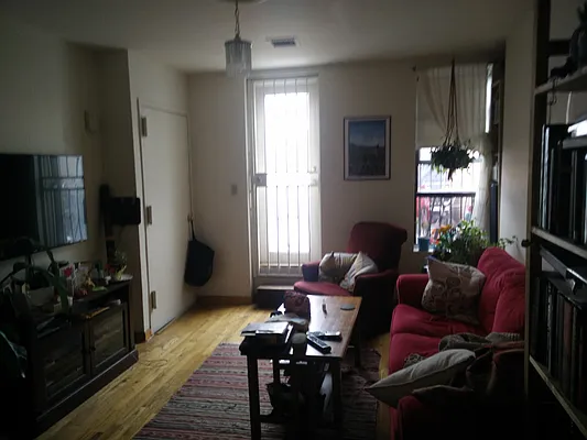 Rented by G2 Realty Group LLC | media 5