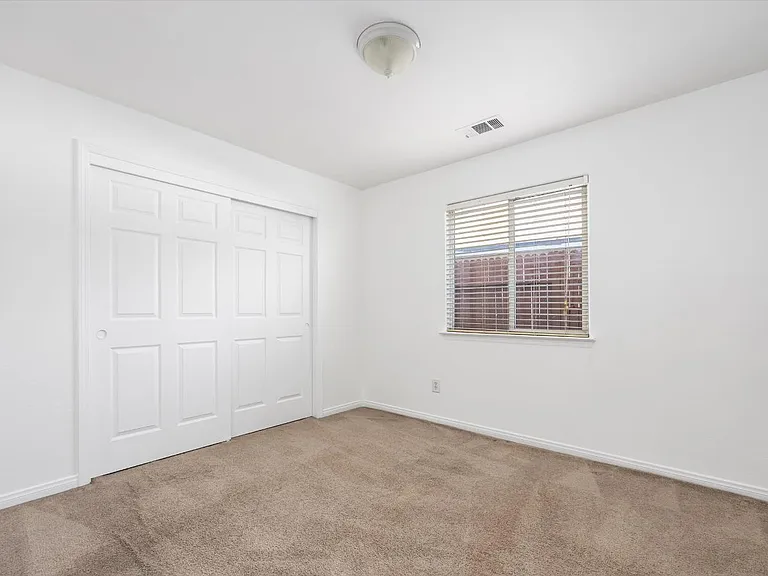 3921 White Sands Dr — Photo 22