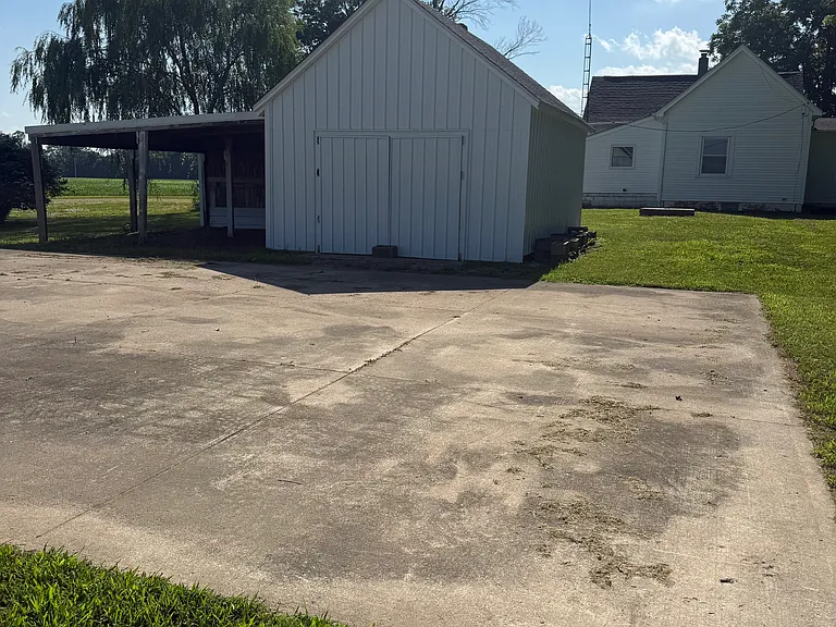 2243 Willow Grove Rd — Photo 3