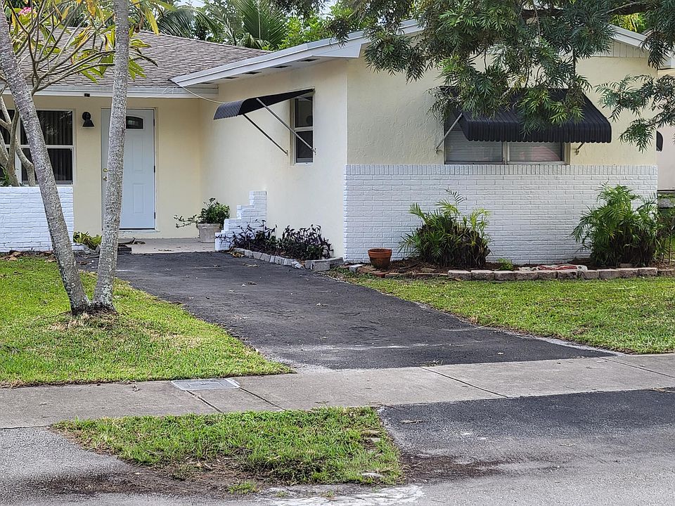 1st image of 6642 SW 18th Ct N