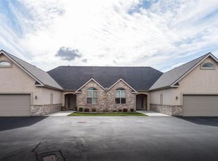3710 Canyon Lakes Dr, Kennewick, WA 99336