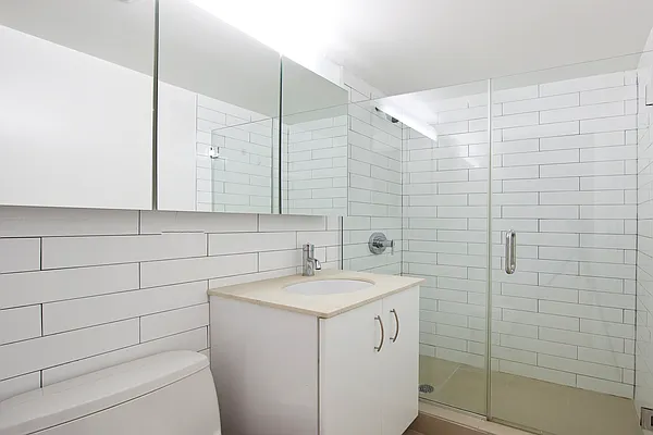 Rented by Miron Properties | media 28