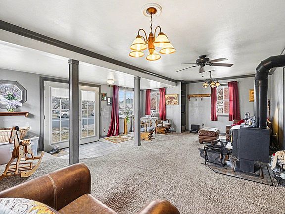 4th image of 119 S Colorado Ave