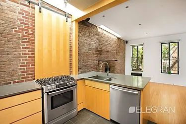 Rented by (Legacy) Elegran