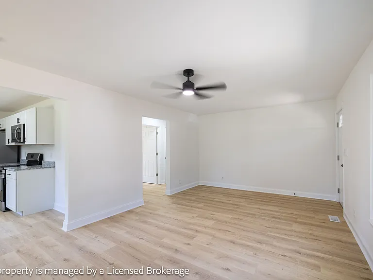 409 Eastover Ave — Photo 10