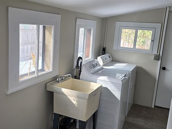 5th image of 517 Fitzhugh St
