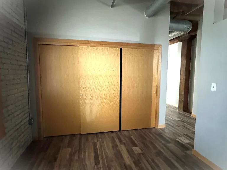 309 Roberts St N #203 — Photo 19