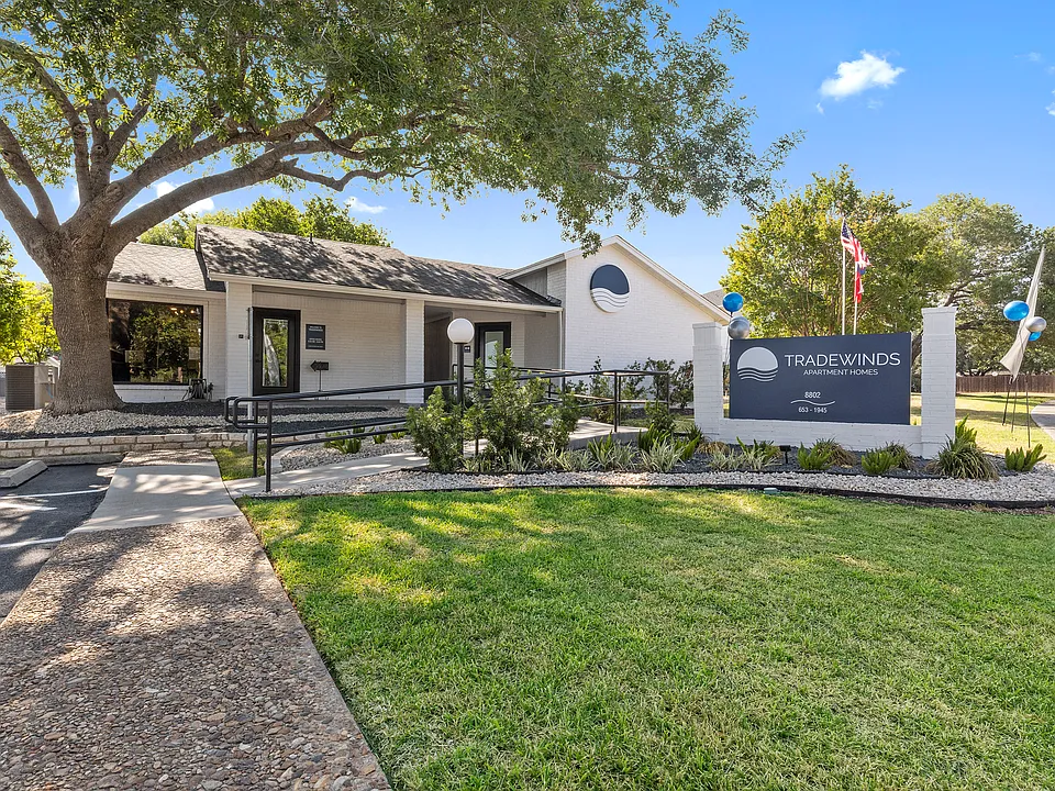 Tradewinds Apartment Homes
