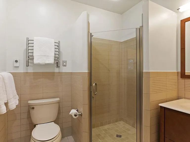 1424 Longfellow St NW — Photo 25