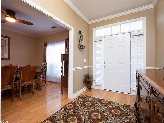 3rd image of 14815 Governors Dr