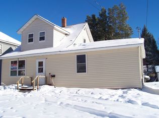 1024 Douglas Blvd, Ironwood, MI 49938