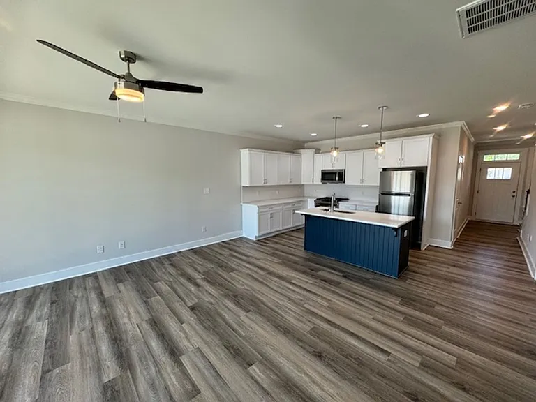 714 Jamescroft Way — Photo 5