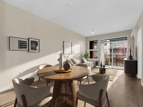9399 Odlin Rd #233, Richmond, BC V6X 0J6