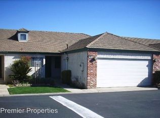 455 Quill Ln, Clovis, CA